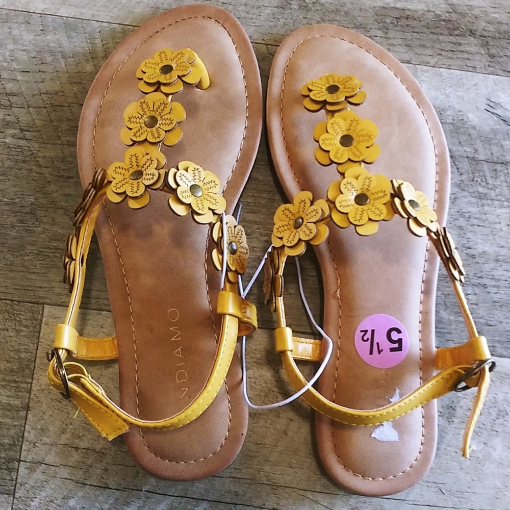 Andiamo girls sandals - Picture 1 of 3